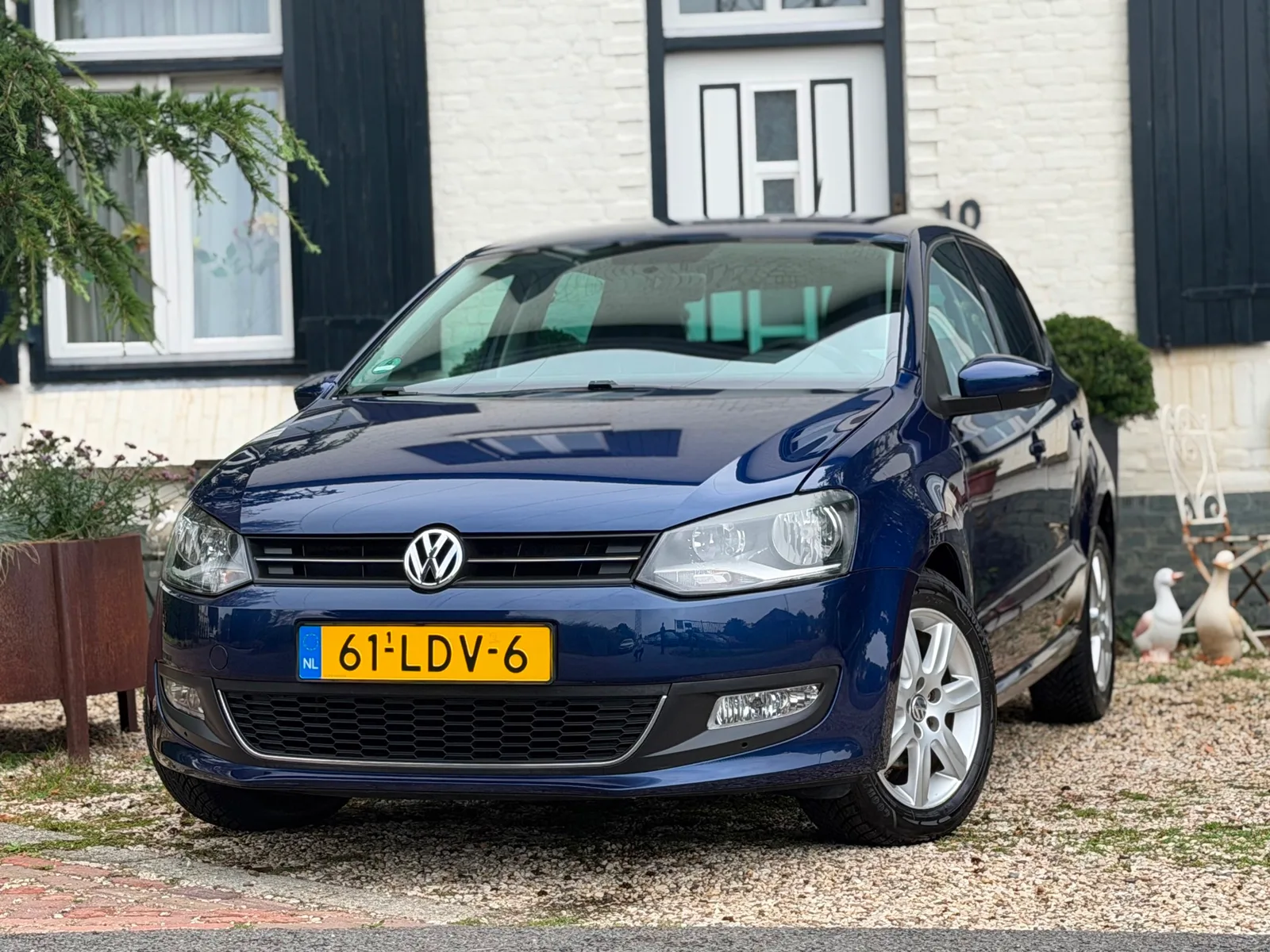 Volkswagen Polo (2010) — foto 1