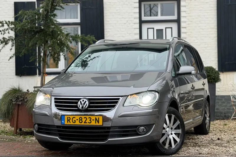 Volkswagen Touran (2008)