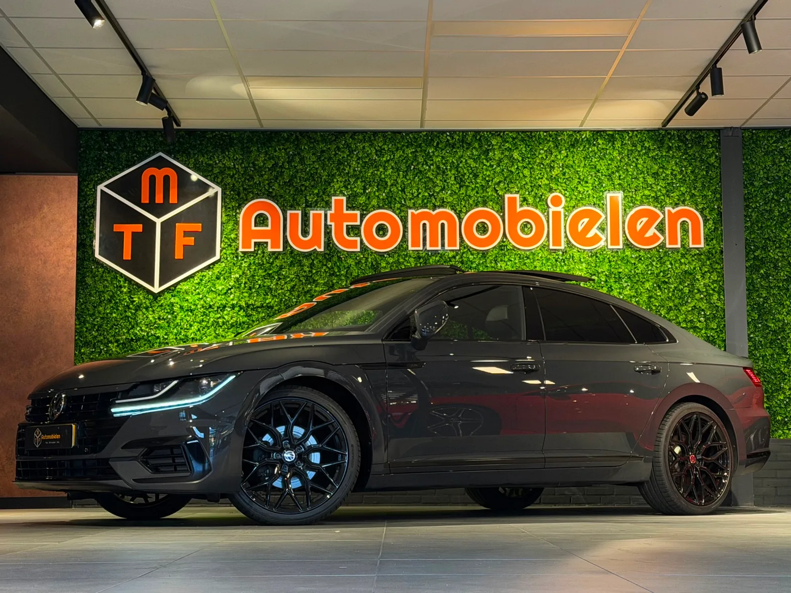 Volkswagen Arteon (2018) — foto 1