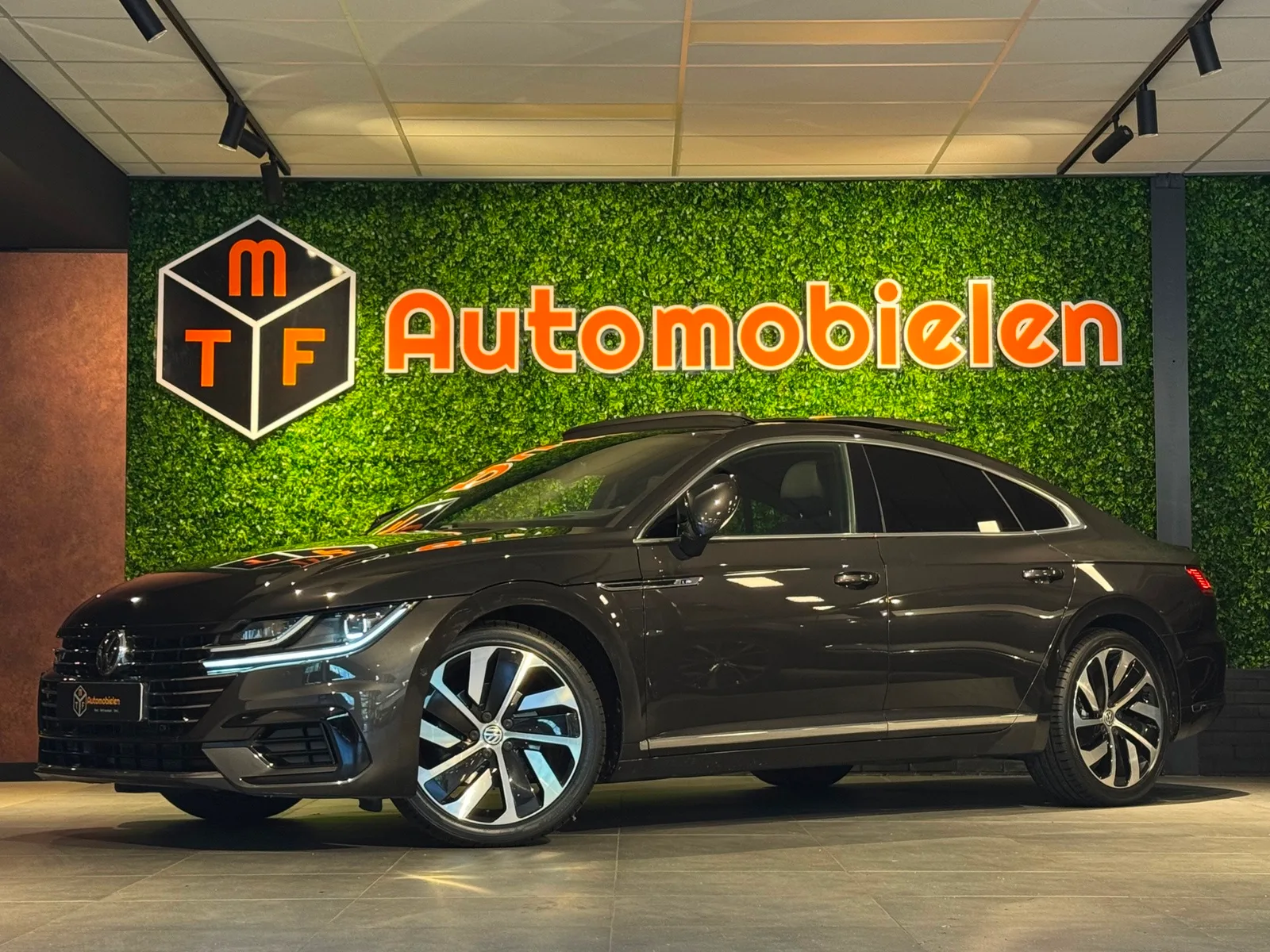 Volkswagen Arteon (2018) — foto 1