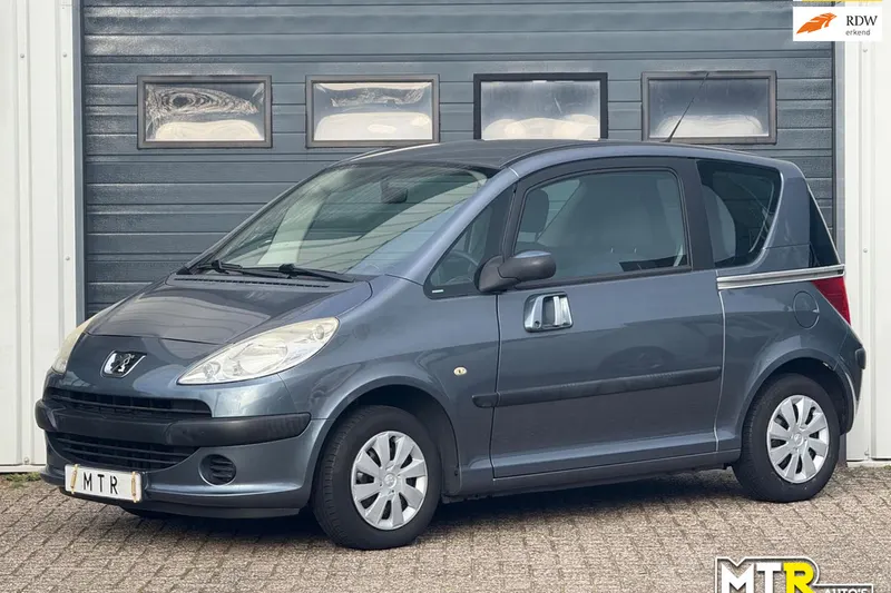 Peugeot 1007 (2005)