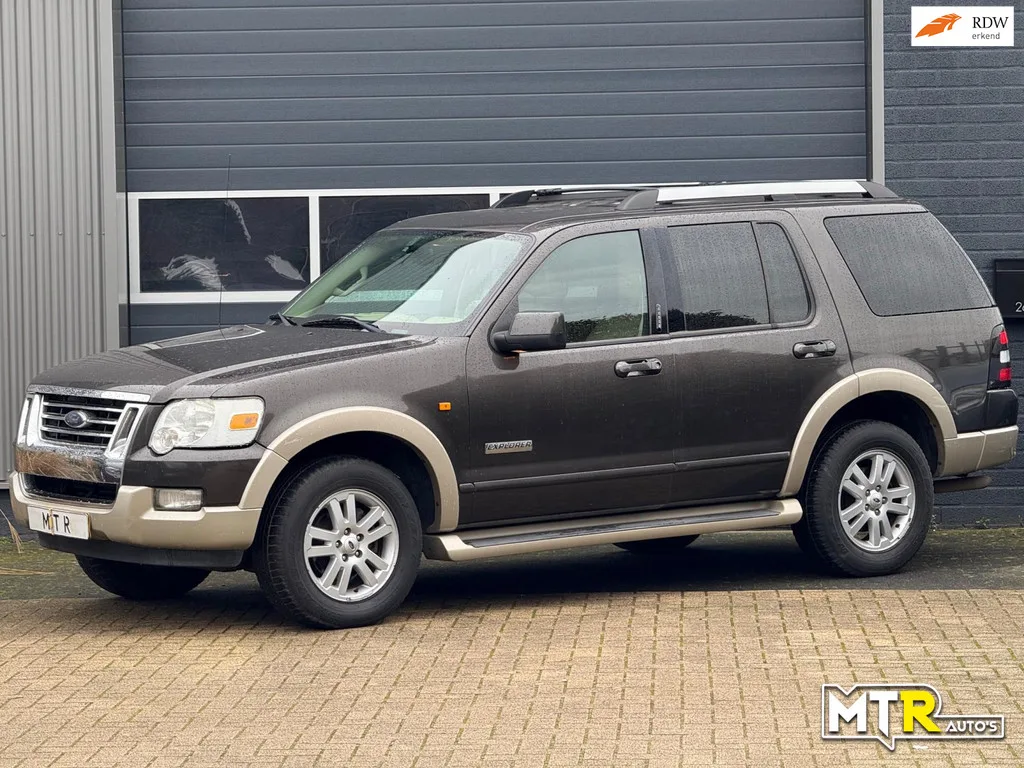 Ford Explorer (2006) — foto 1