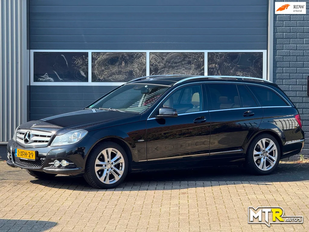 Mercedes-Benz C-Klasse (2011) — foto 1