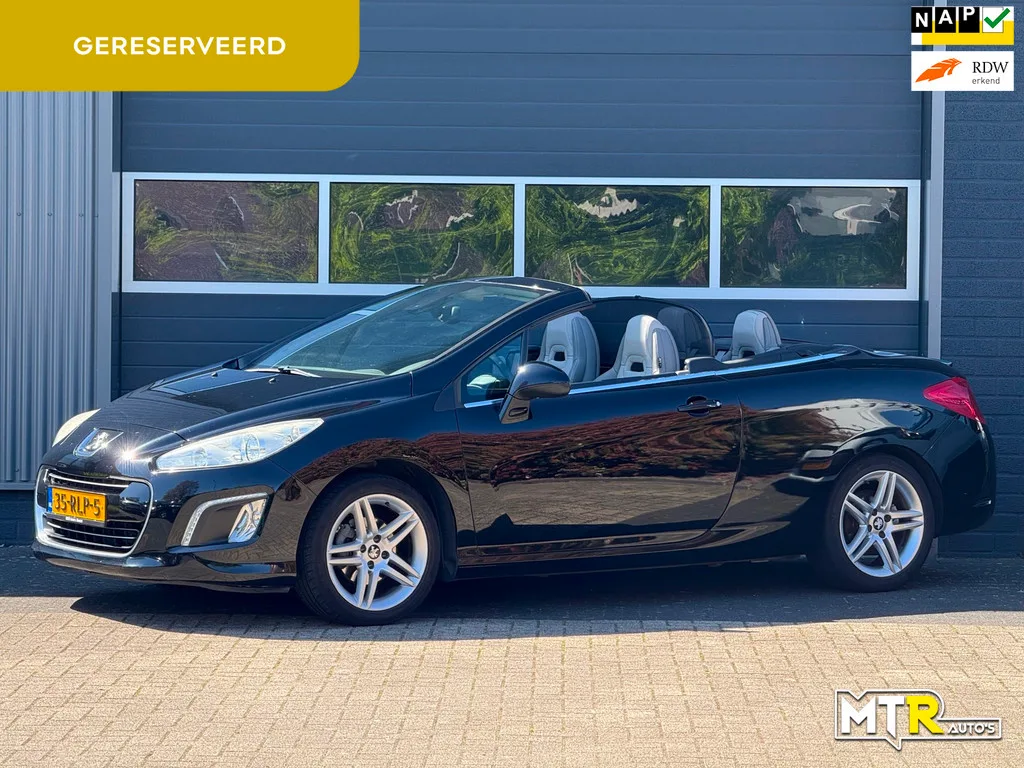 Peugeot 308 (2011) — foto 1