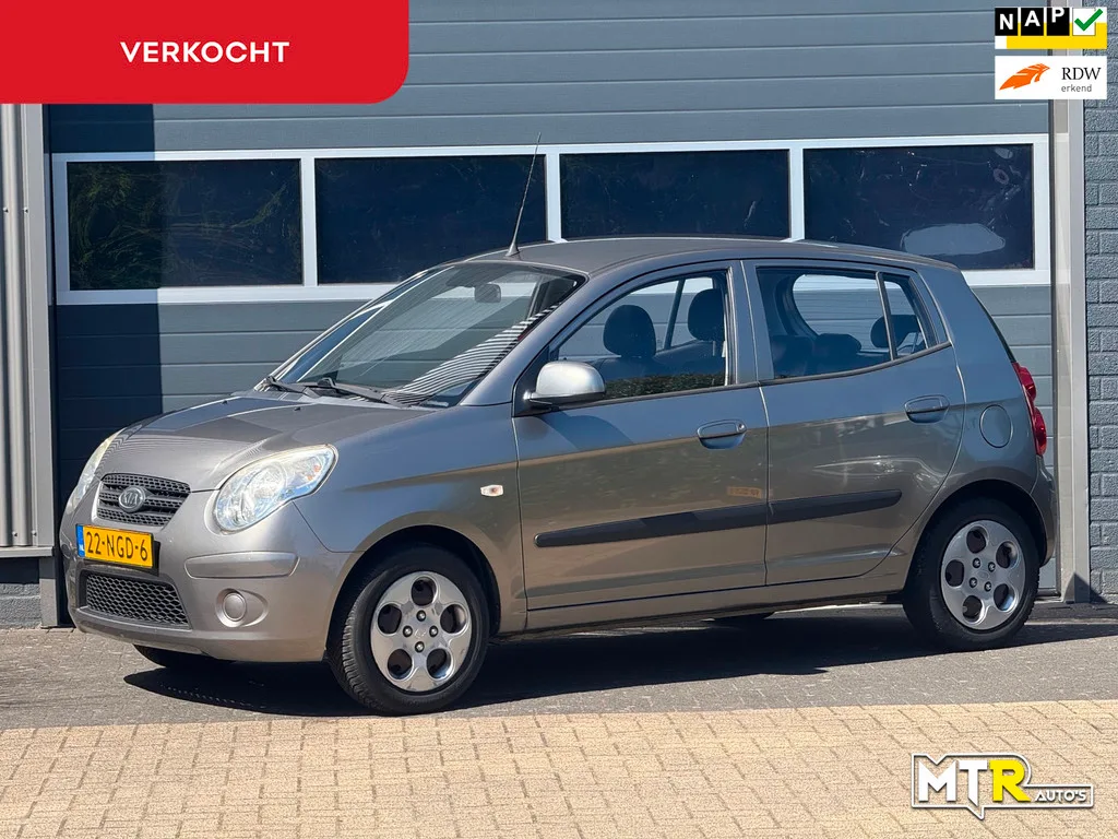Kia Picanto (2010) — foto 1