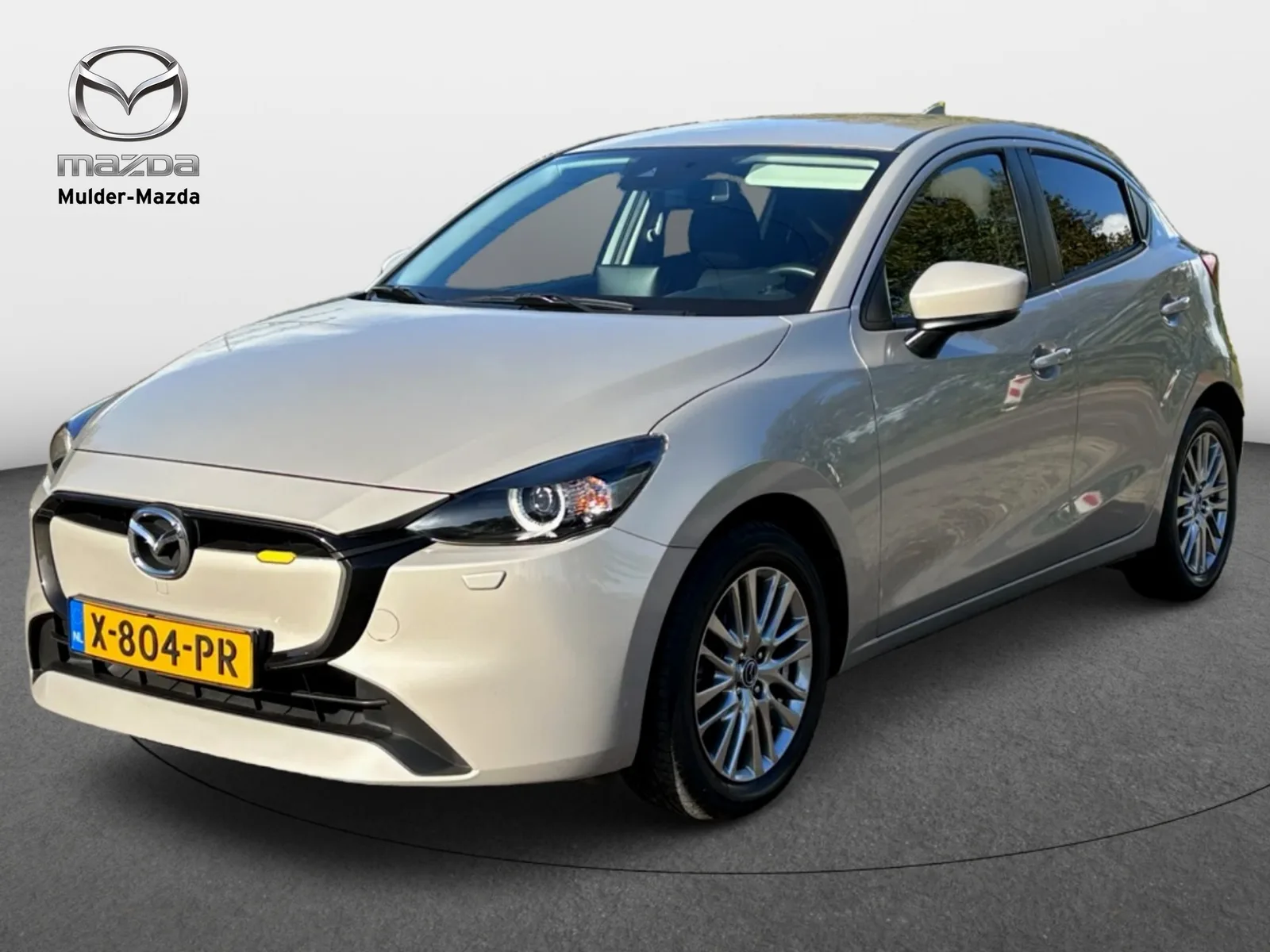 Mazda 2 (2023) — foto 1
