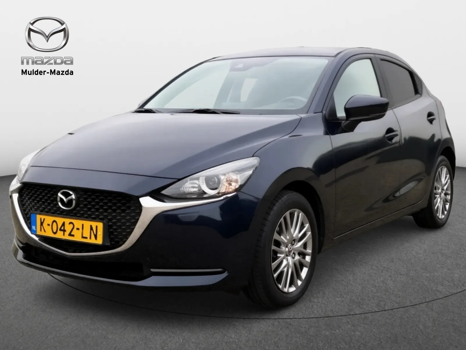 Mazda 15 (2021) — foto 1