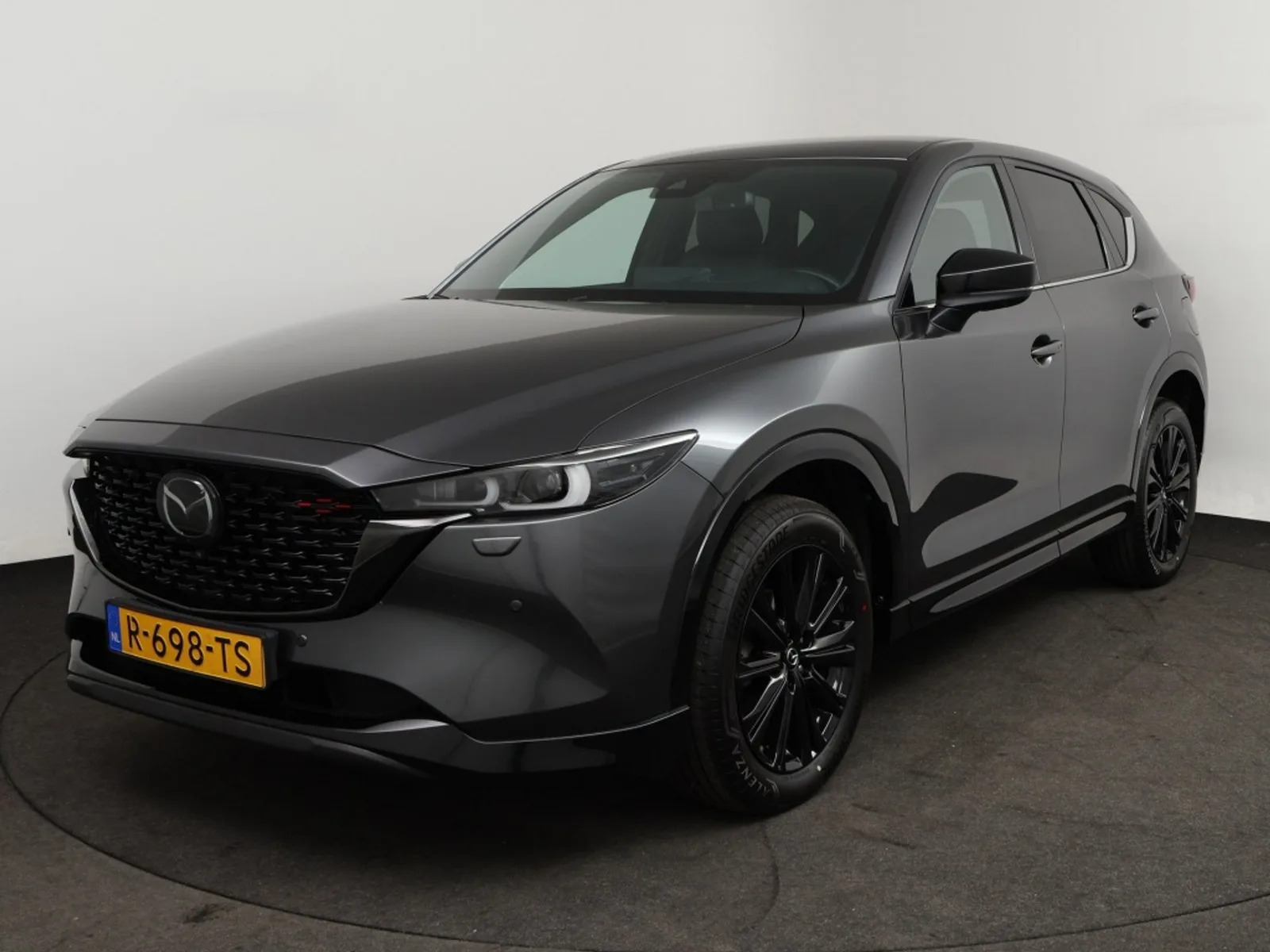 Mazda 20 (2022) — foto 1
