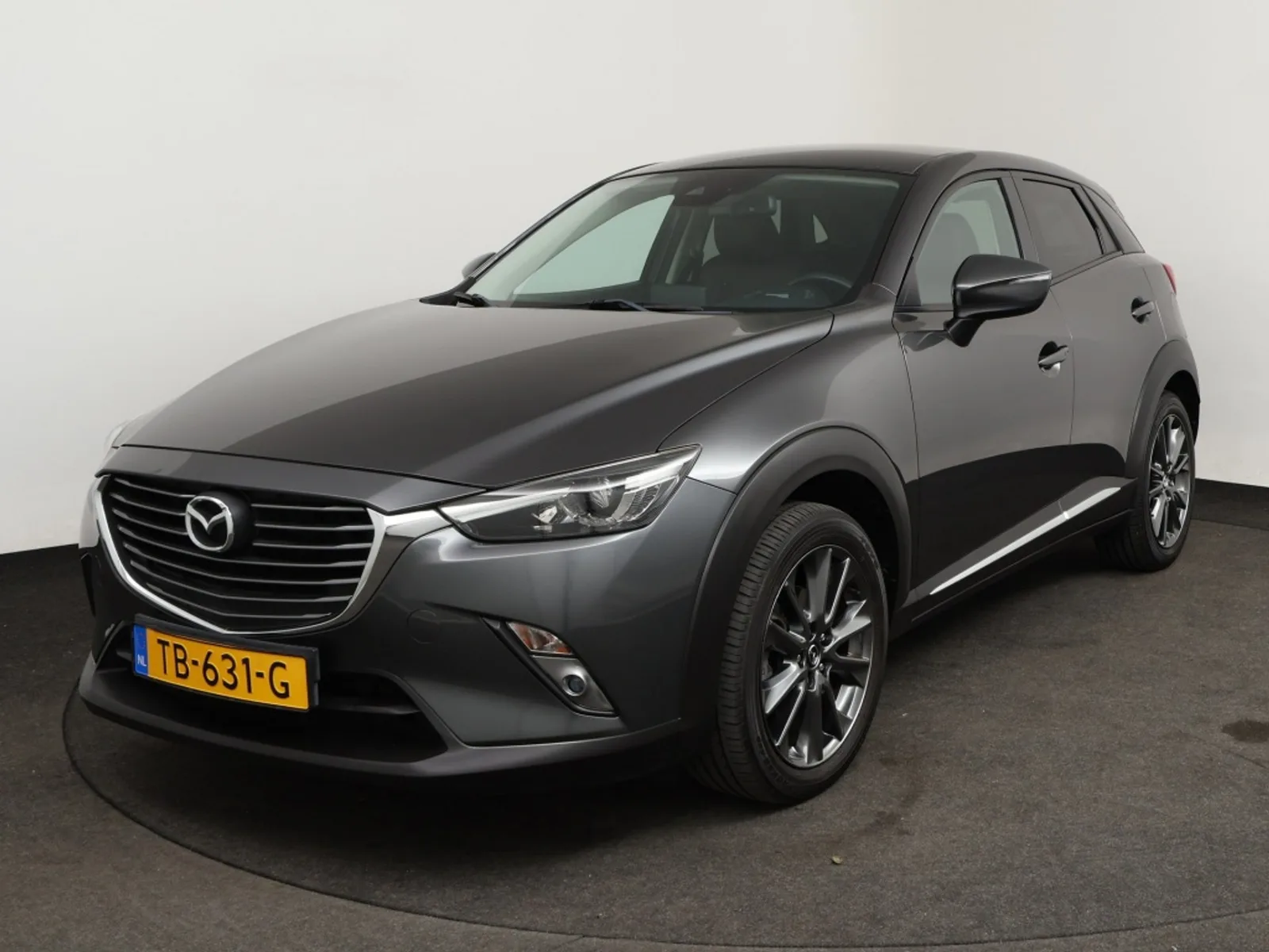 Mazda 20 (2018) — foto 1