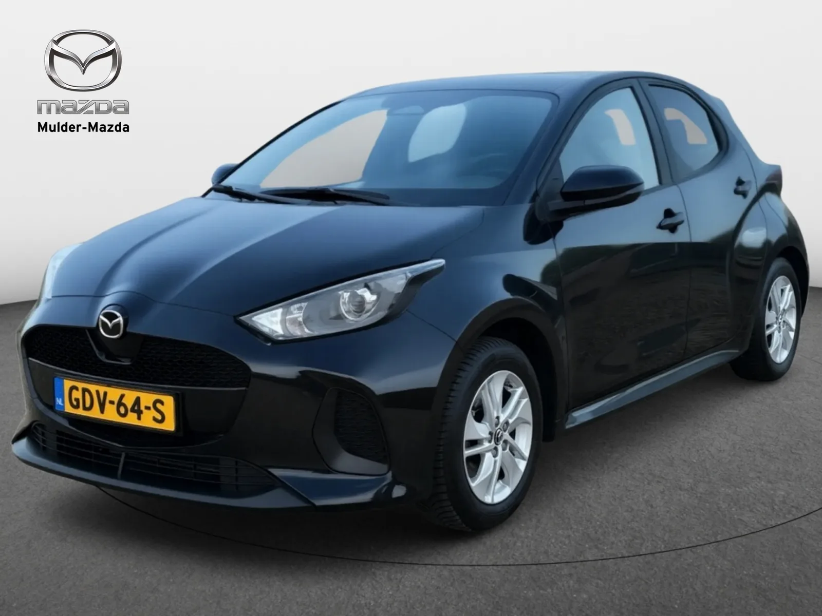 Mazda Hybrid (2024) — foto 1