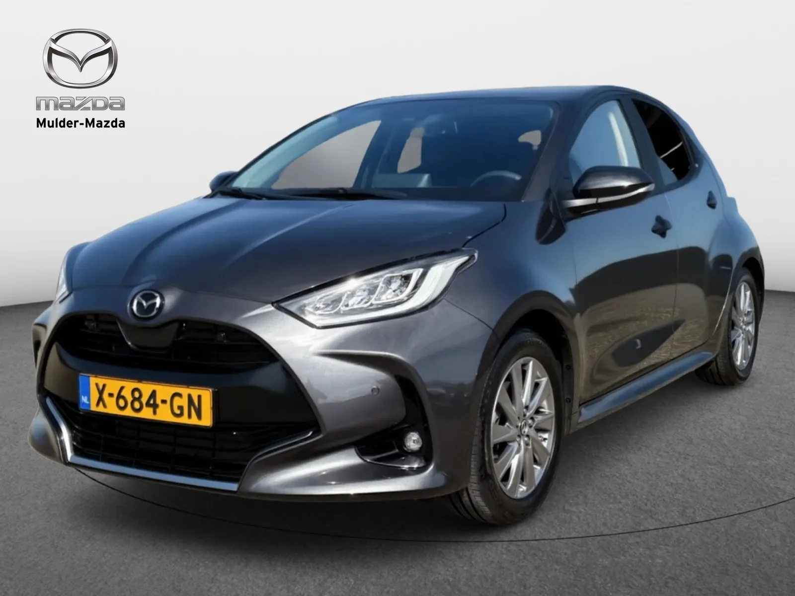Mazda Hybrid (2023) — foto 1