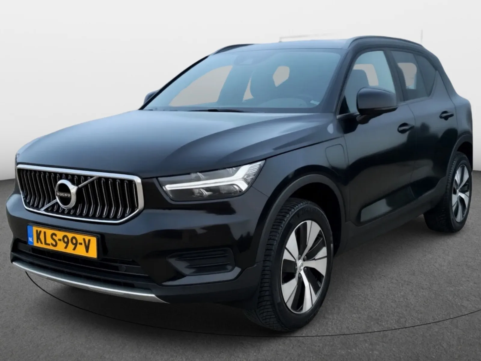 Volvo XC40 (2022) — foto 1