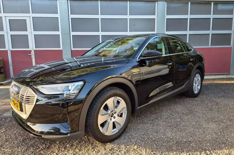 Audi e-tron Sportback (2022)