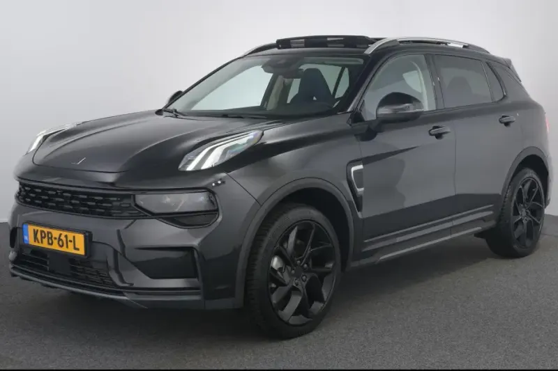 Lynk & Co 01 (2022)
