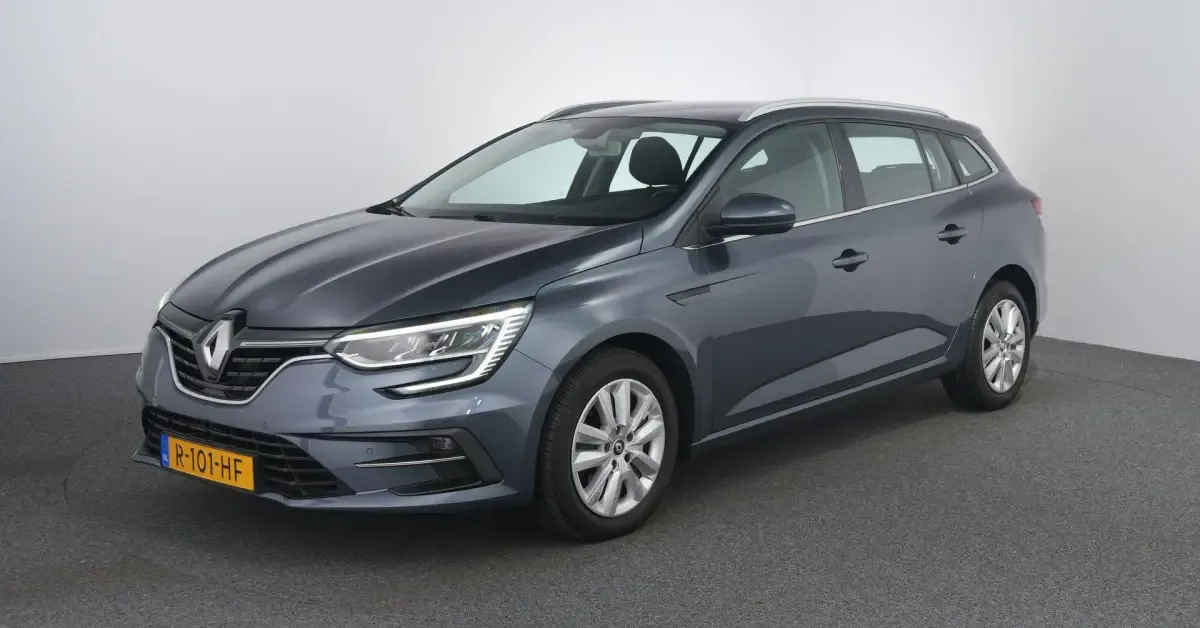 Renault Mégane (2022) — foto 1