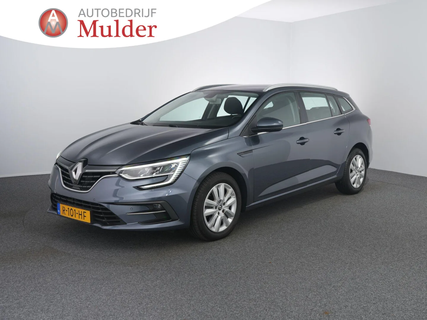 Renault Mégane (2022) — foto 1