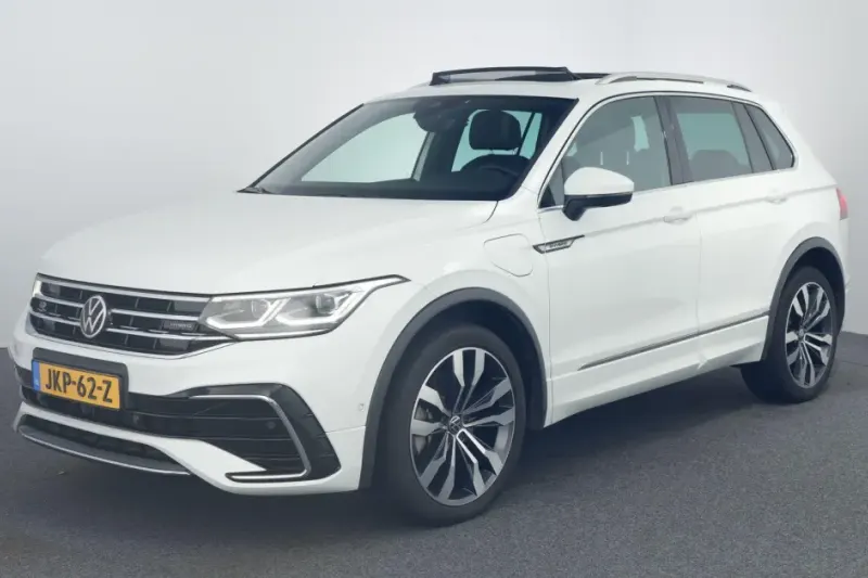 Volkswagen Tiguan (2022)