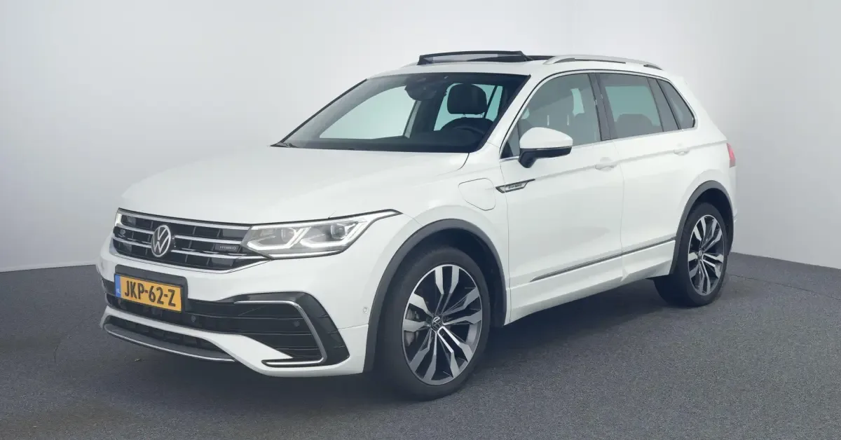 Volkswagen Tiguan (2022) — foto 1