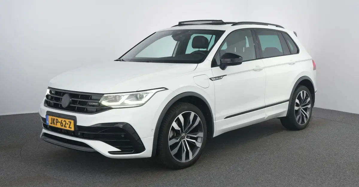 Volkswagen Tiguan (2022) — foto 1