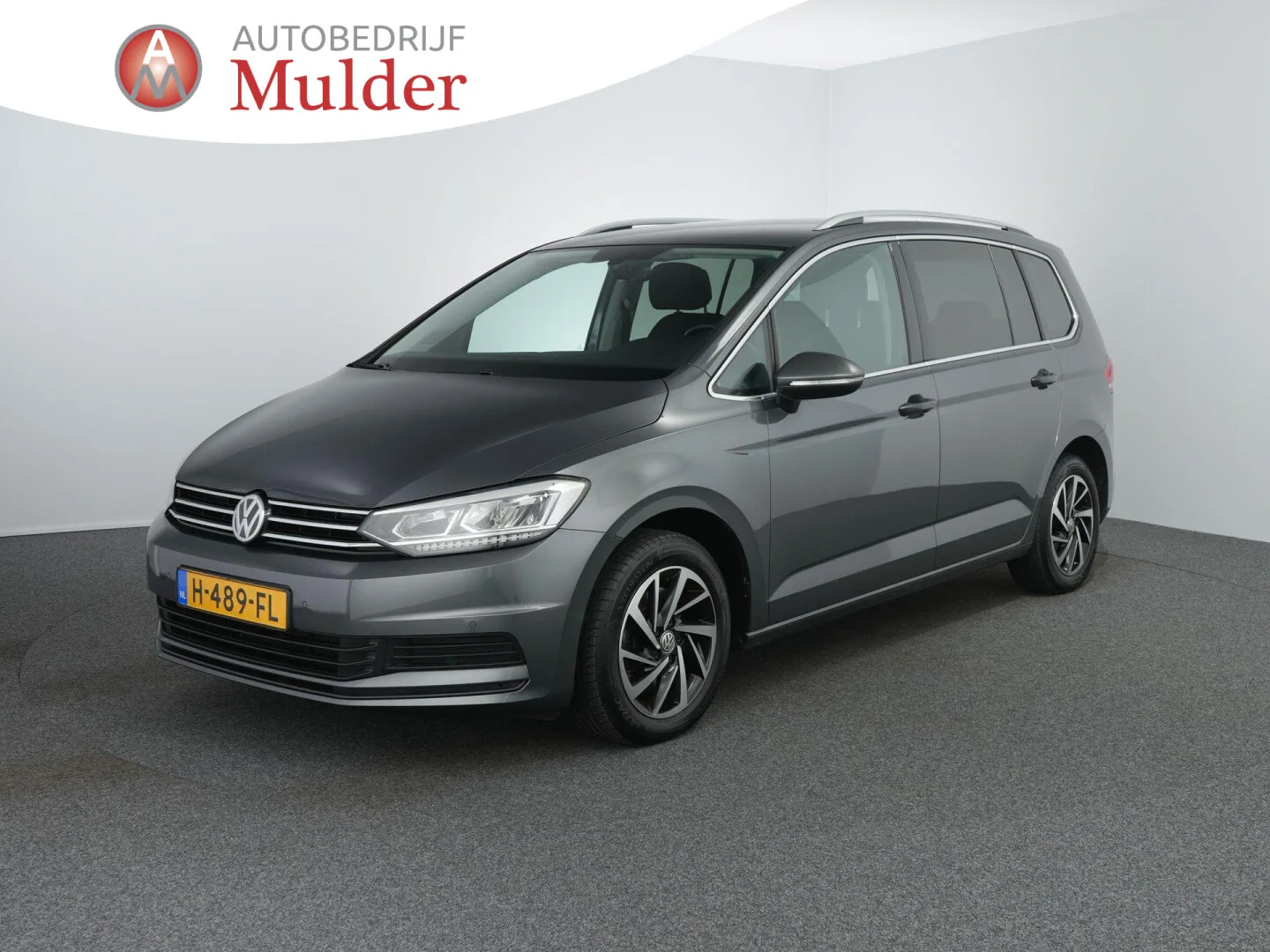 Volkswagen Touran (2019) — foto 1