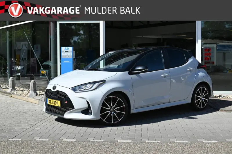 Toyota Yaris (2023)