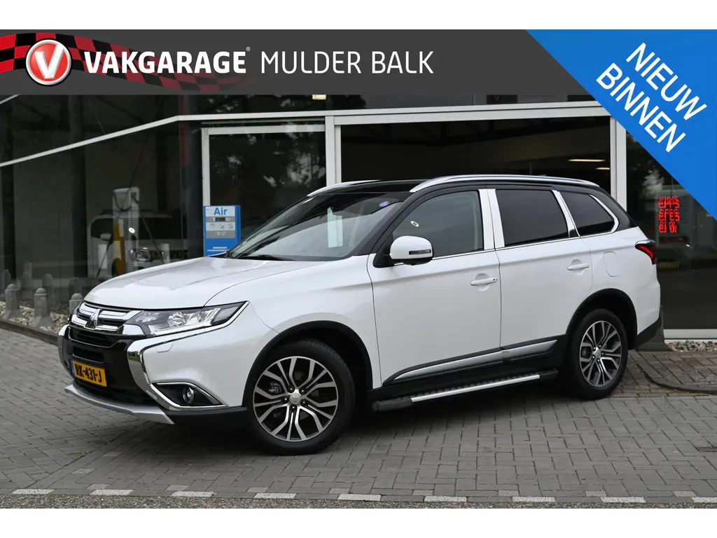 Mitsubishi Outlander (2018) — foto 1