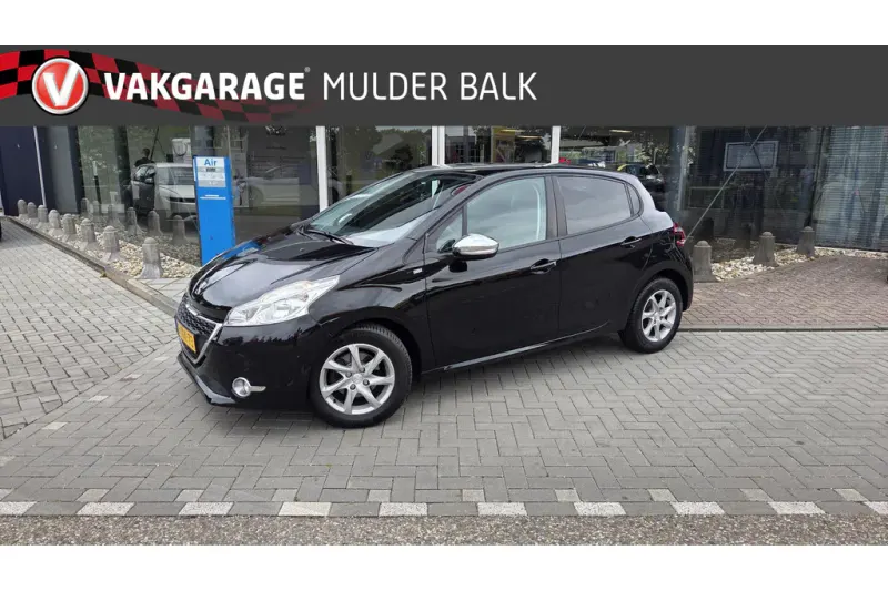 Peugeot 208 (2014)