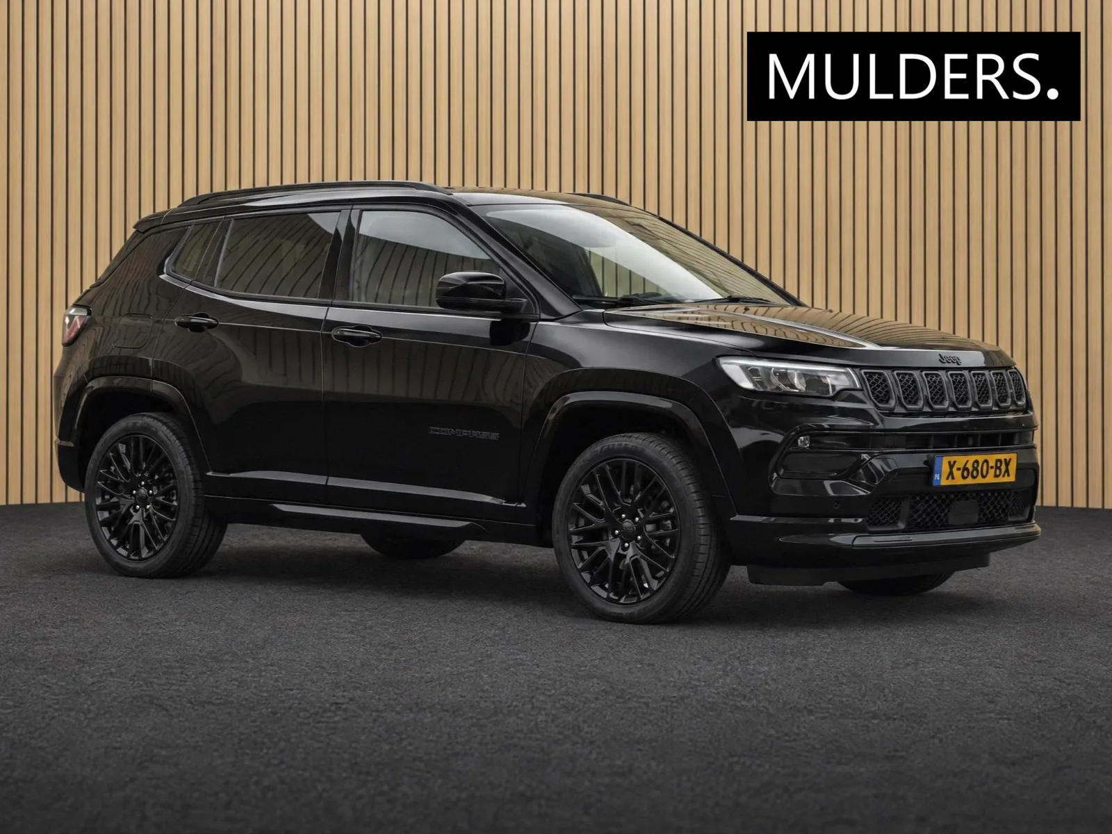 Jeep Compass (2021) — foto 1