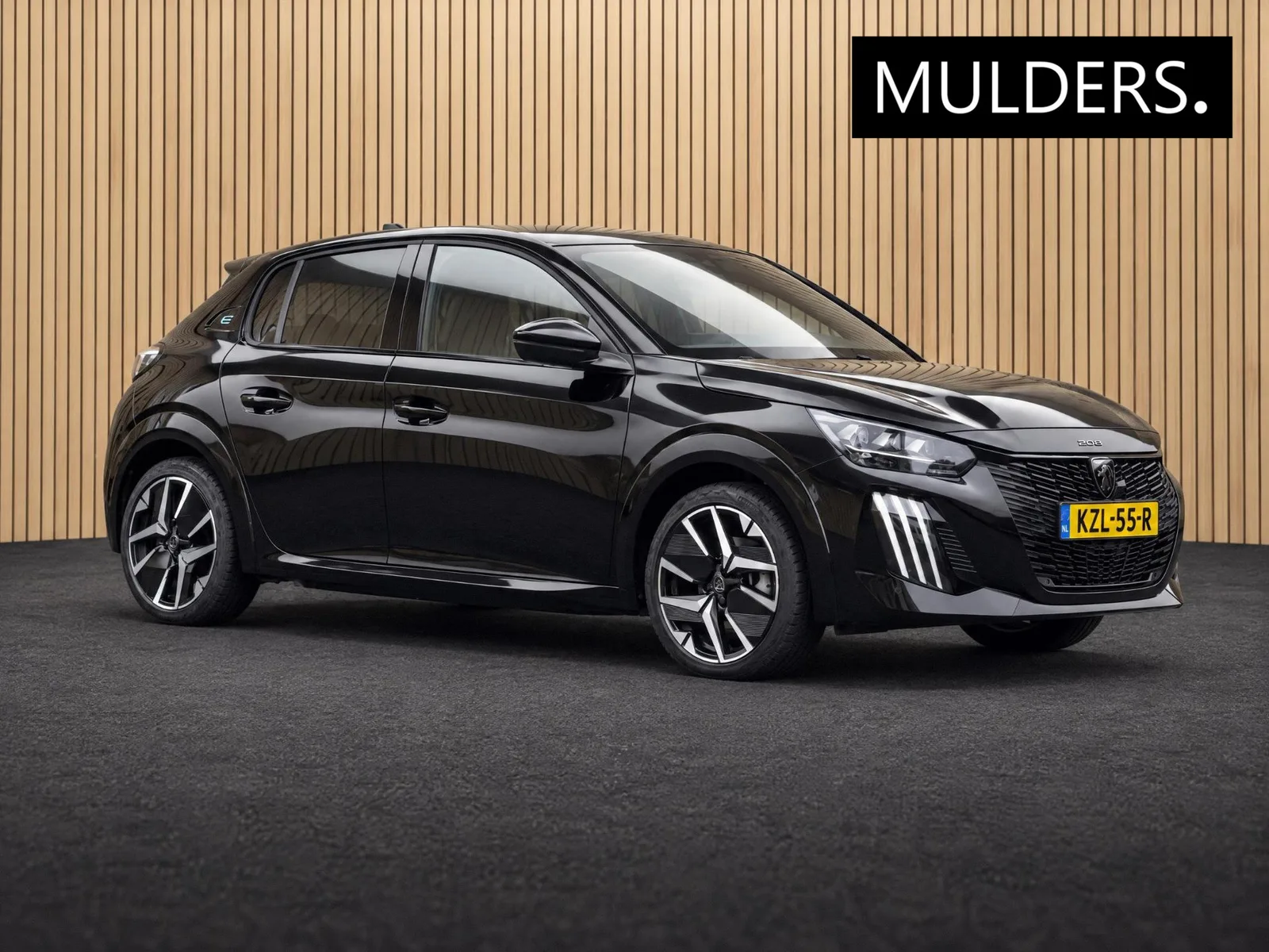 Peugeot e-208 (2024) — foto 1