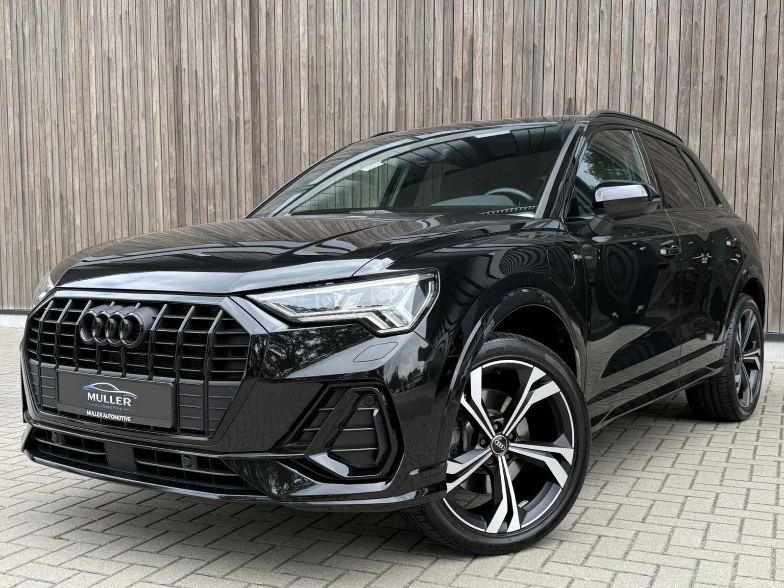 Audi Q3 (2022) — foto 1