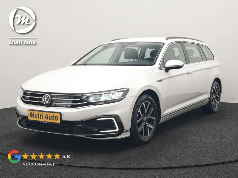 Volkswagen Passat (2022) — foto 1