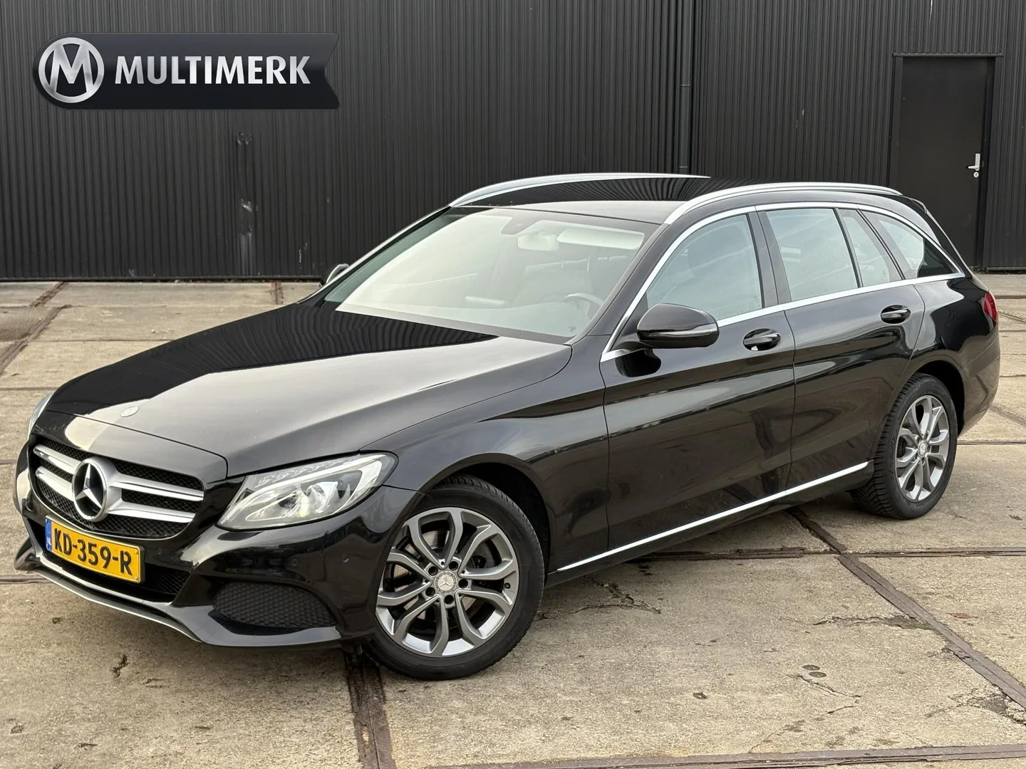 Mercedes-Benz C-Klasse (2016) — foto 1