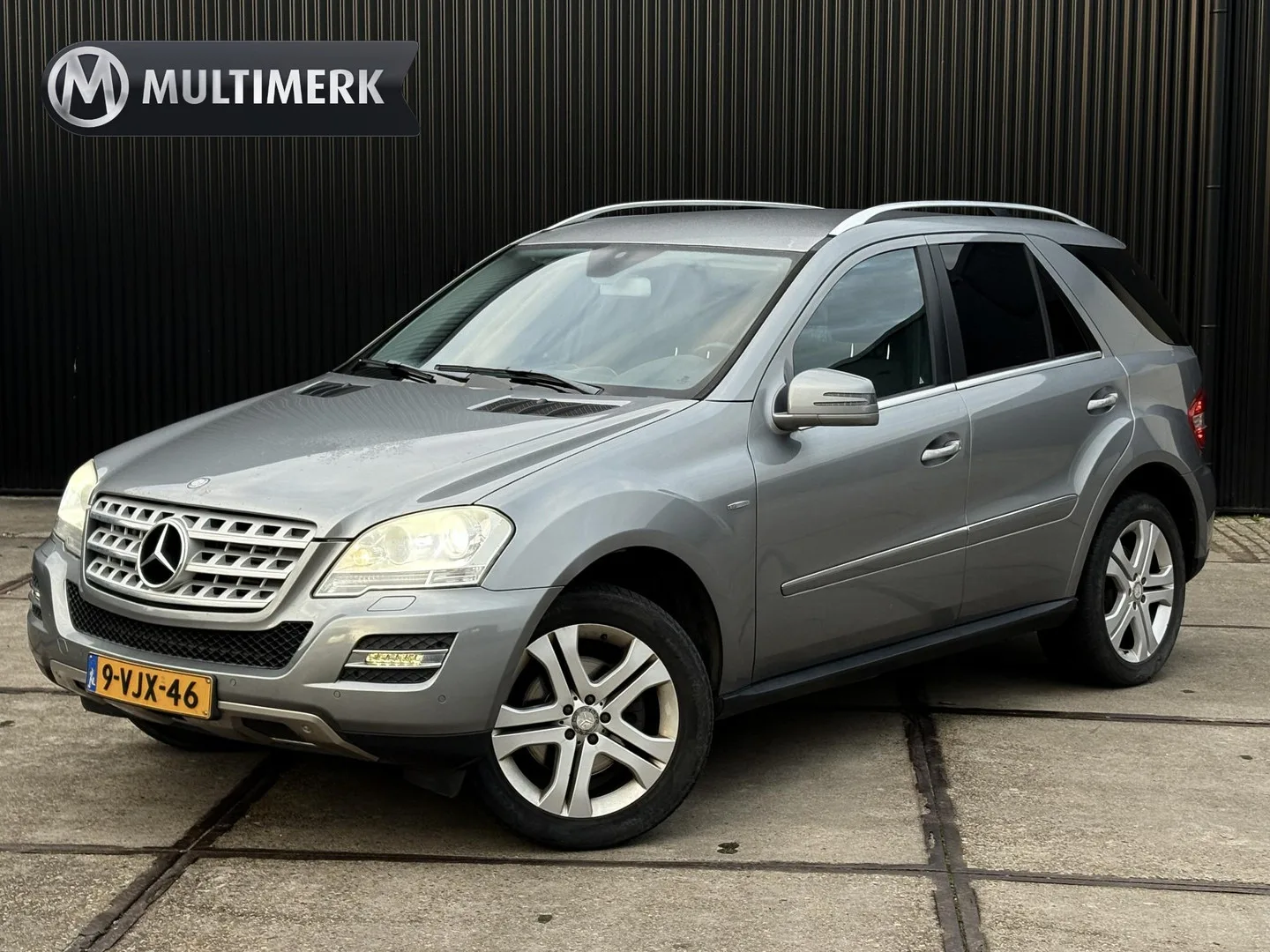 Mercedes-Benz ML-Klasse (2010) — foto 1