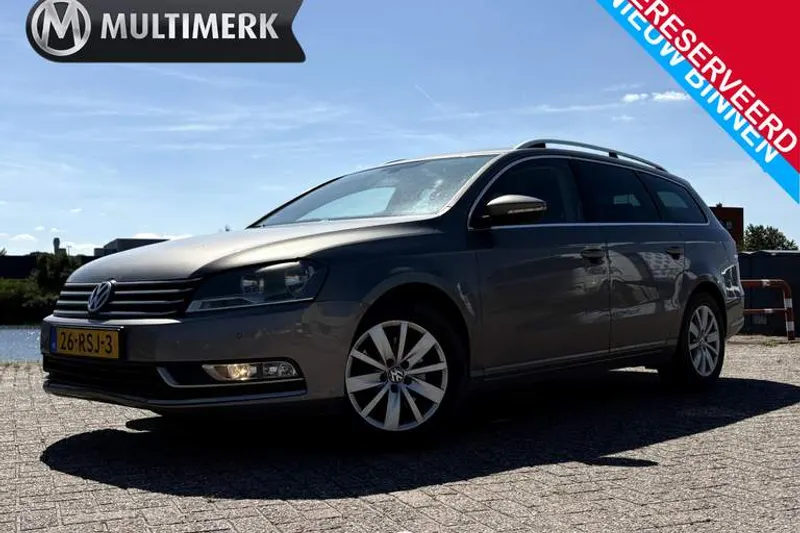 Volkswagen Passat (2011)