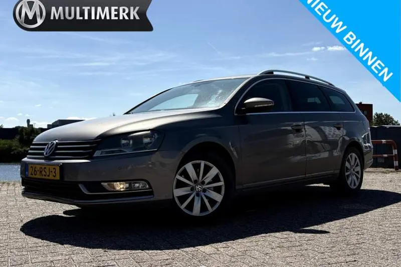 Volkswagen Passat (2011)
