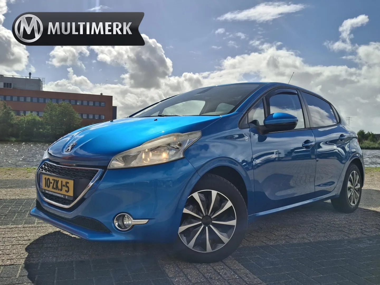 Peugeot 208 (2012) — foto 1