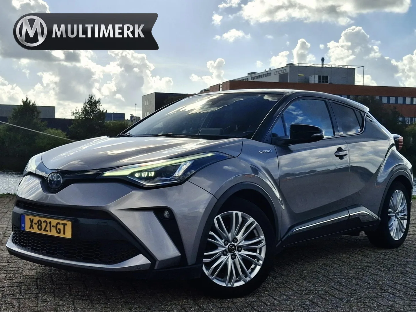 Toyota C-HR (2021) — foto 1