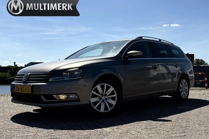 Volkswagen Passat (2011)