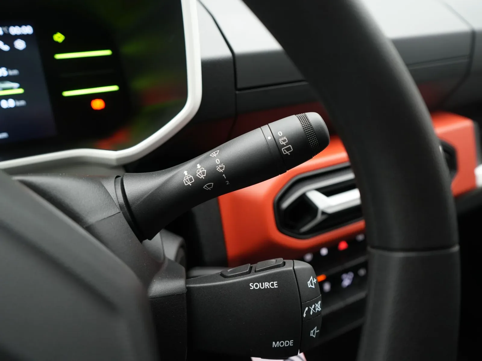 Dacia Spring (2025) — foto 1