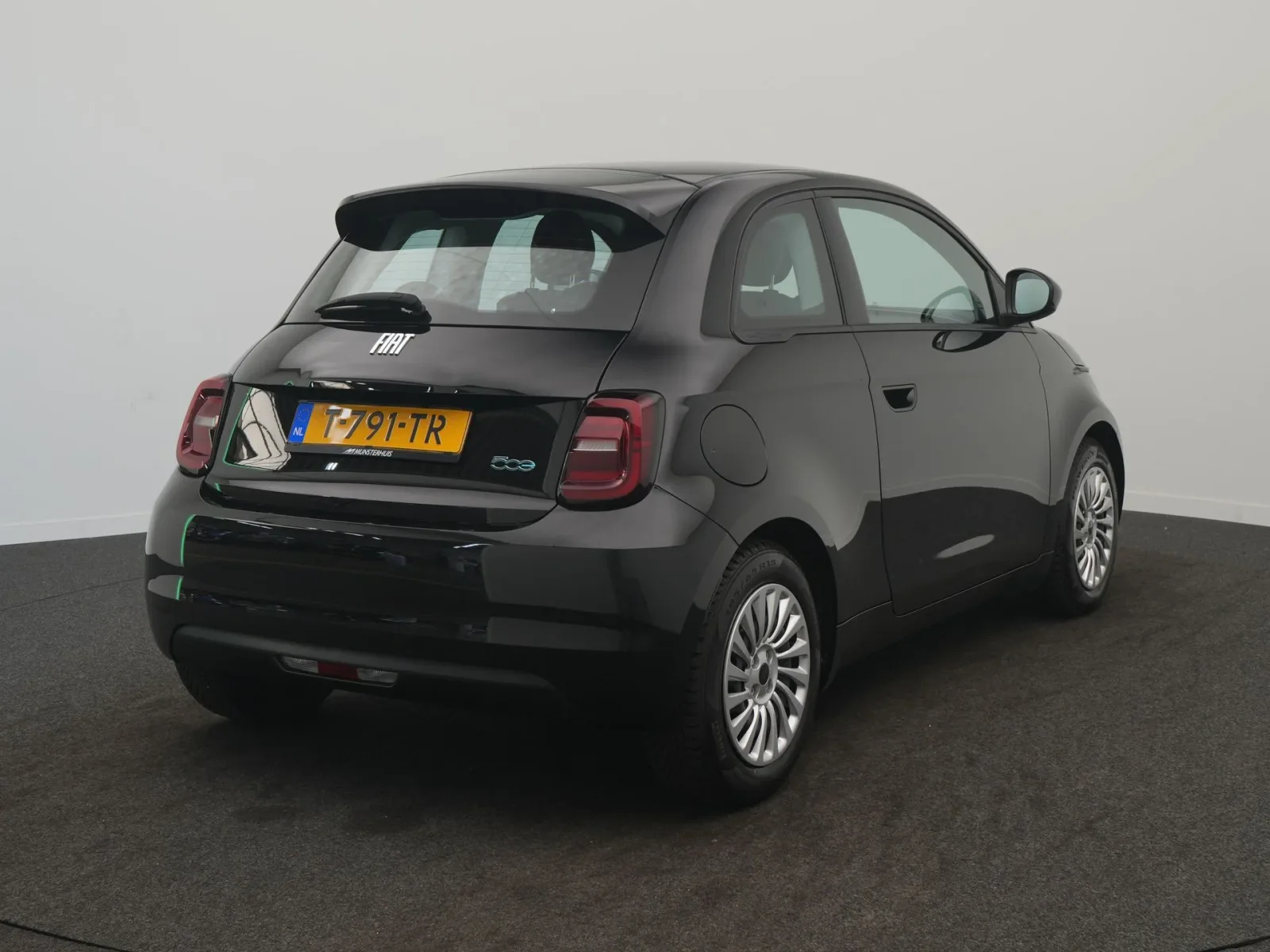Fiat 500 (2023) — foto 1