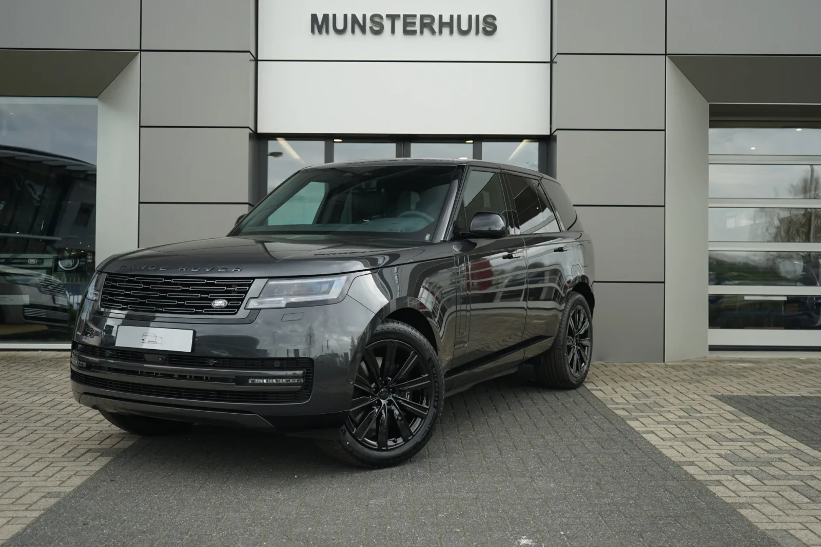 Land Rover Range Rover (2026) — foto 1