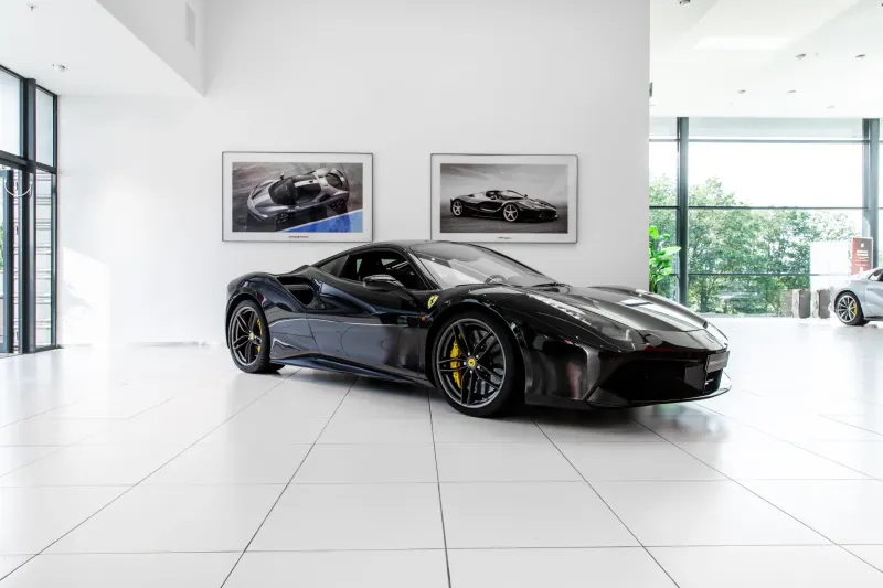 Ferrari 488 (2017)
