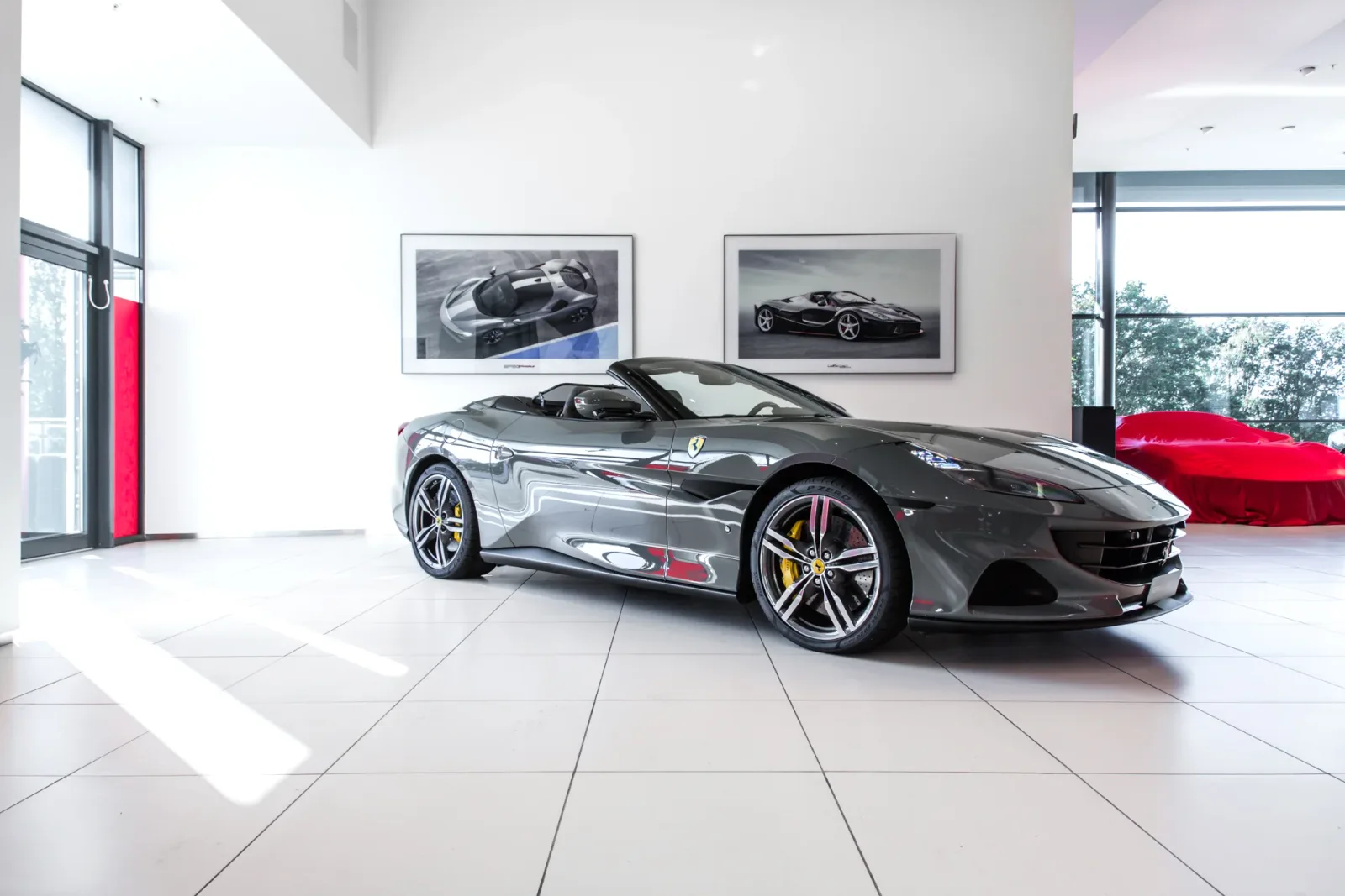 Ferrari Portofino (2024) — foto 1