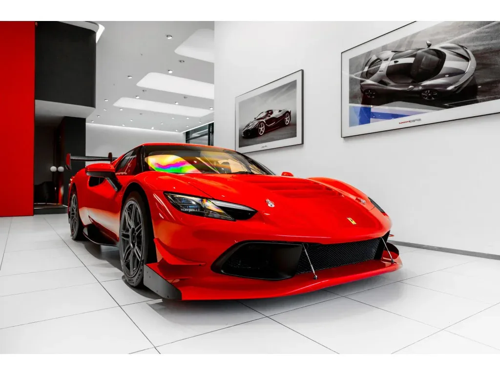 Ferrari 296 Challenge (2025) — foto 1