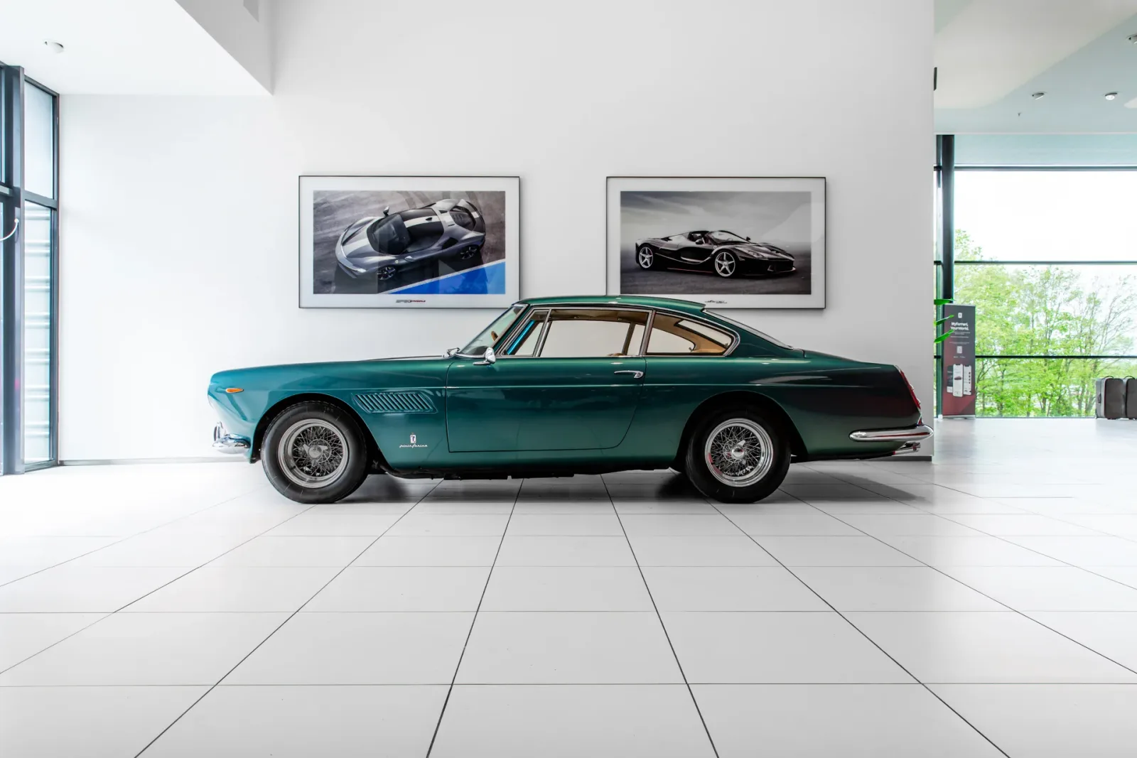 Ferrari 250 GT 2+2 (1962) — foto 1