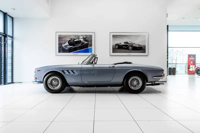 Ferrari 275 GTS (1966)