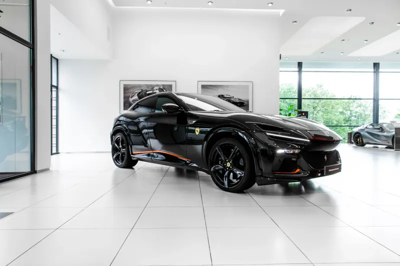 Ferrari Purosangue (2025)