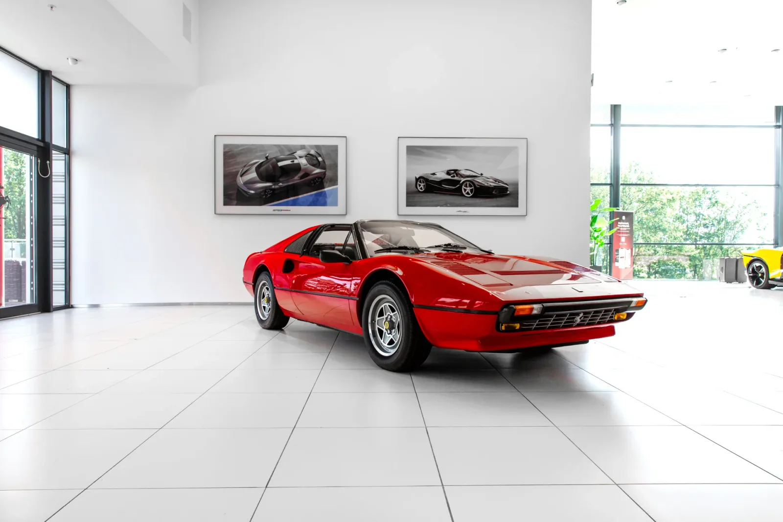 Ferrari 308 (1982) — foto 1