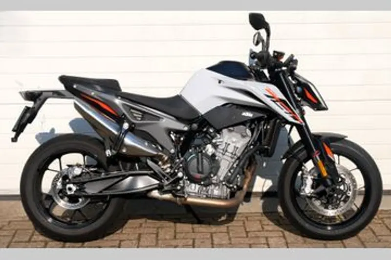 KTM 790 Duke (2025)