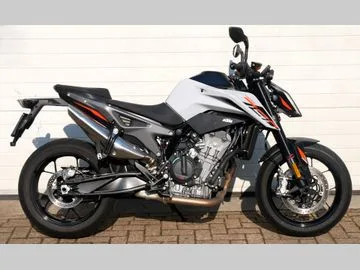 KTM 790 Duke (2025) — foto 1